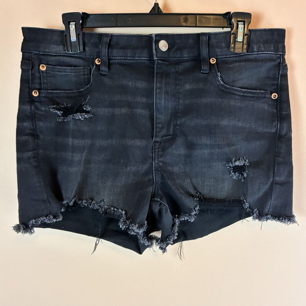American Eagle Denim Black Jean Short Next Level Stretch Distressed Size 12